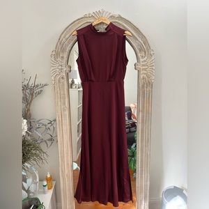 Never worn bridesmaid dress from lulus. Ordered two sizes and forgot to return